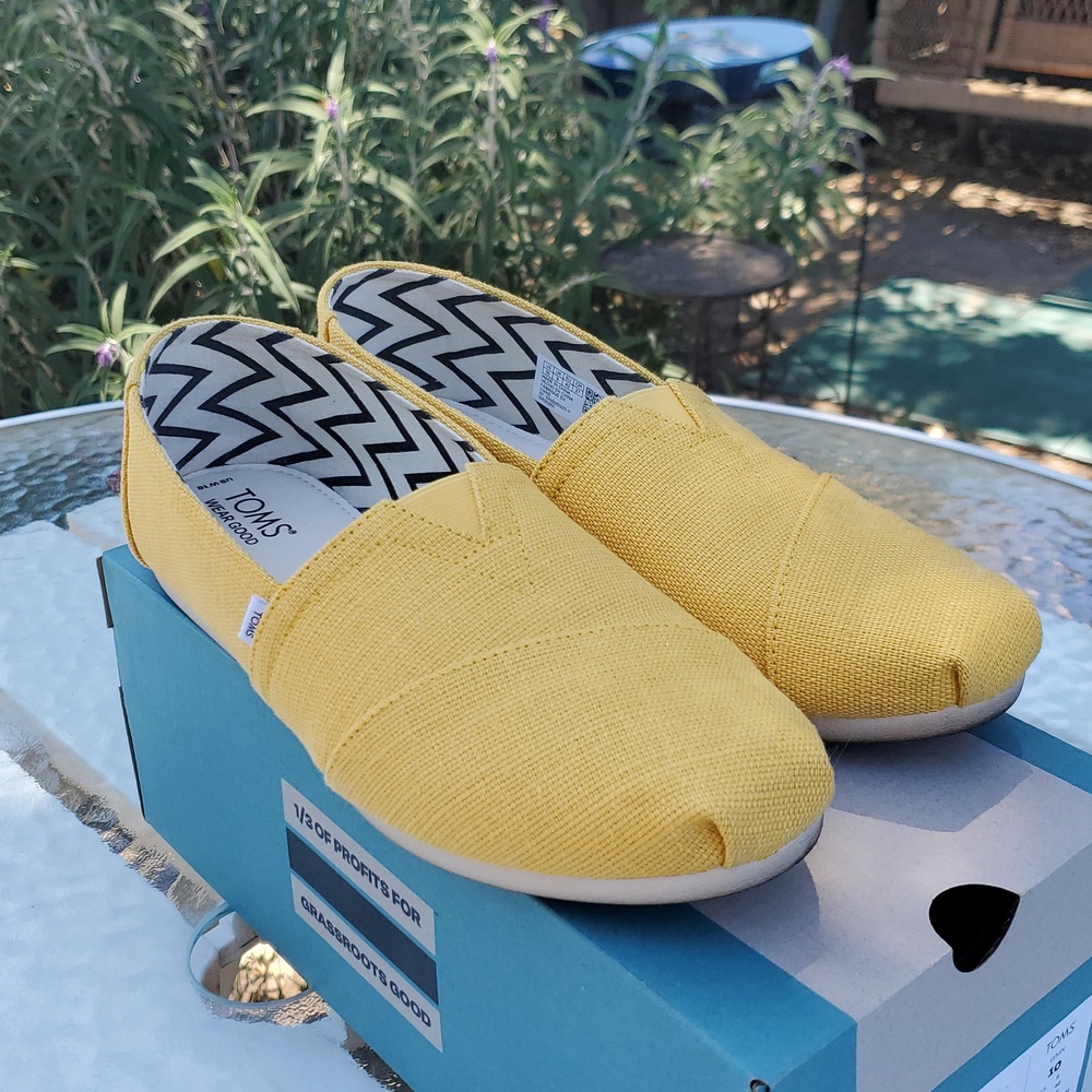 Toms Alpargata Pinapple Yellow Heritage Canvas LNIB Women's Size 10